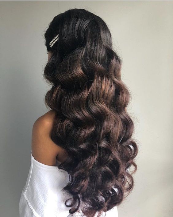 100 Coiffures de mariage chic pour cheveux longs 33 100 Coiffures de mariage chic pour cheveux longs 33