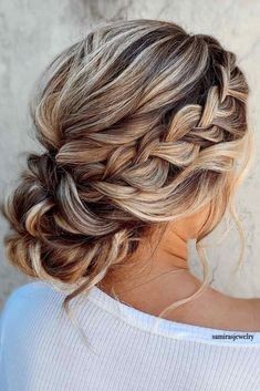 100 Coiffures de mariage chic pour cheveux longs 34 100 Coiffures de mariage chic pour cheveux longs 34