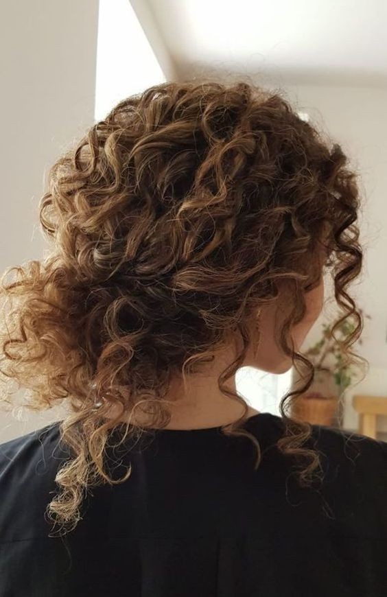 100 Coiffures de mariage chic pour cheveux longs 42 100 Coiffures de mariage chic pour cheveux longs 42