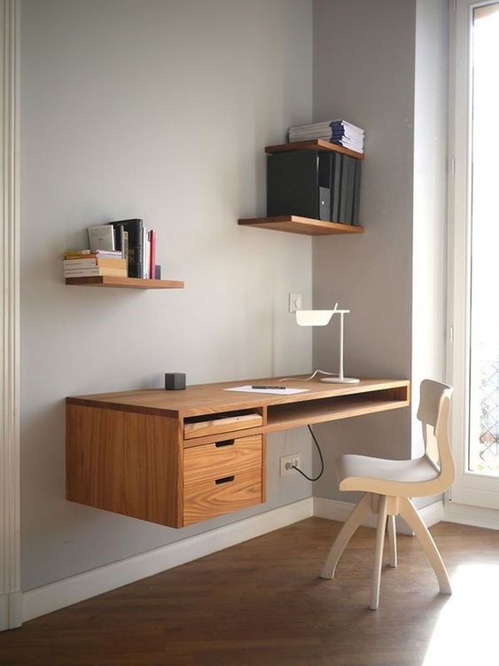 14 tables de chevet flottantes pour le travail sur les ordinateurs portables 9