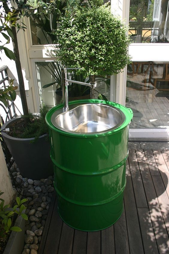 19 idées de décors à faire avec des barils en métal 4 19 idées de décors à faire avec des barils en métal 4
