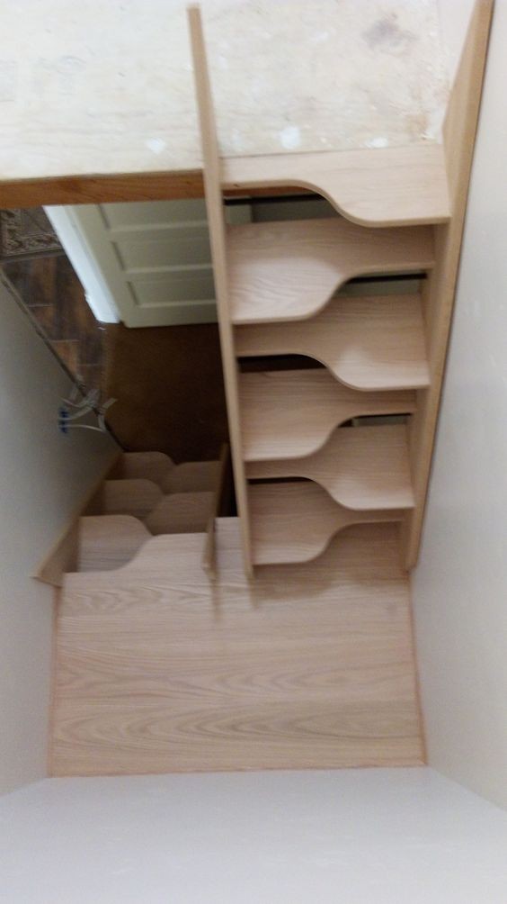 20 escaliers designs et modernes pour s'inspirer 13