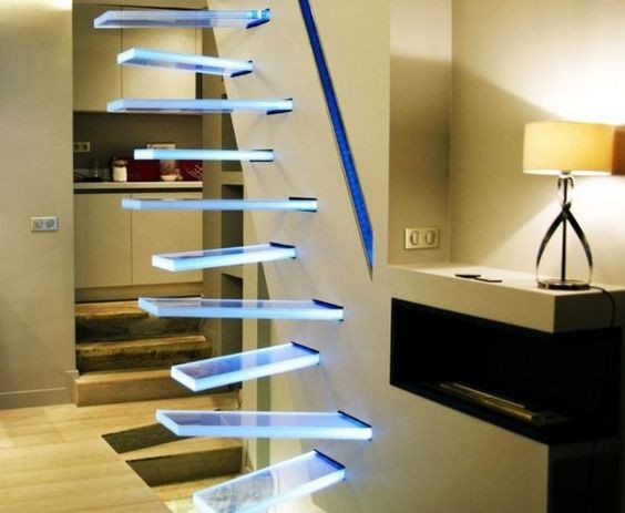 20 escaliers designs et modernes pour s'inspirer 8