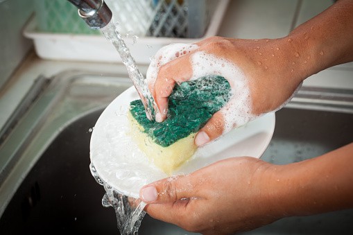 5 recettes de liquide vaisselle maison à faire soi-même 1 5 recettes de liquide vaisselle maison à faire soi-même 1