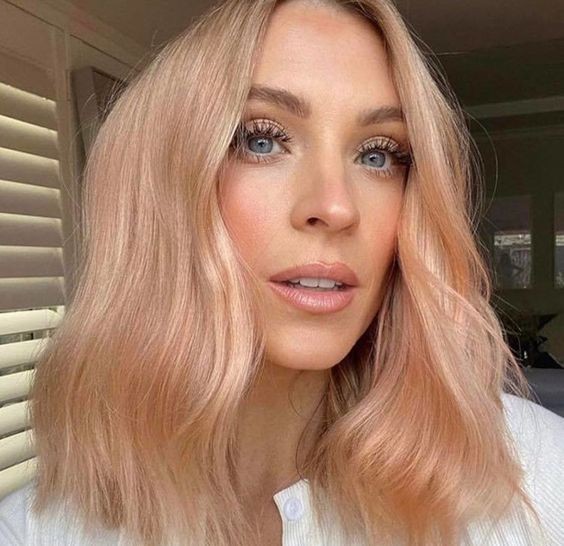50 Balayages miel qui rendent une femme irrésistible 22 50 Balayages miel qui rendent une femme irrésistible 22
