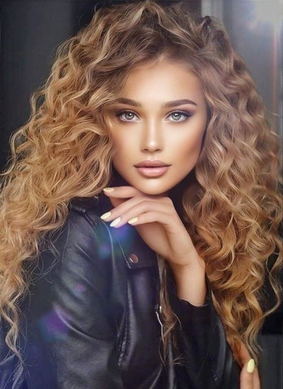 50 Balayages miel qui rendent une femme irrésistible 26 50 Balayages miel qui rendent une femme irrésistible 26
