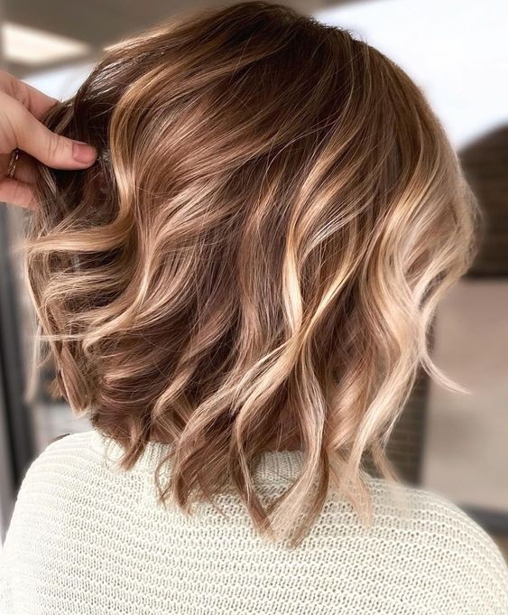 50 Balayages miel qui rendent une femme irrésistible 39 50 Balayages miel qui rendent une femme irrésistible 39