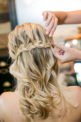 26 Coiffures de mariage mi-longs avec cheveux lâchés 8 26 Coiffures de mariage mi-longs avec cheveux lâchés 8