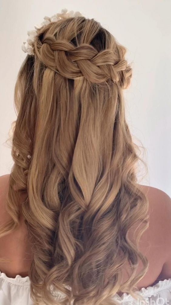 26 Coiffures de mariage mi-longs avec cheveux lâchés 20 26 Coiffures de mariage mi-longs avec cheveux lâchés 20