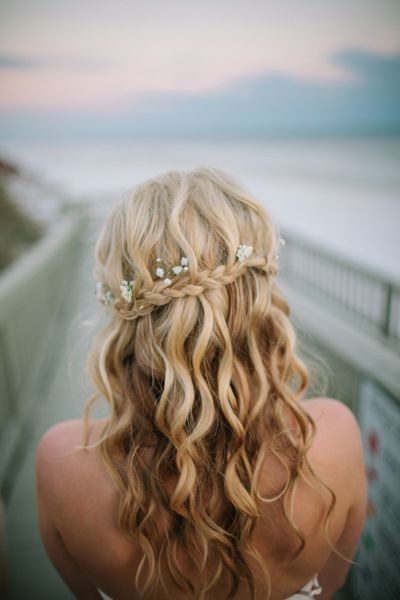 26 Coiffures de mariage mi-longs avec cheveux lâchés 23 26 Coiffures de mariage mi-longs avec cheveux lâchés 23