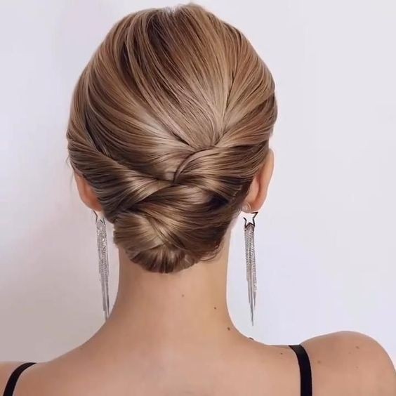 50 top idées de chignons bas pour s'inspirer 36 50 top idées de chignons bas pour s'inspirer 36