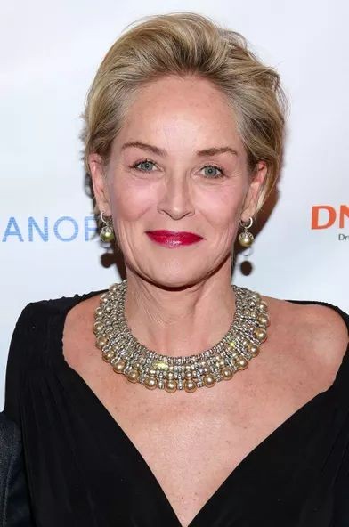 Les 50 plus belles coupes courtes femme 50 ans 23 Les 50 plus belles coupes courtes femme 50 ans 23