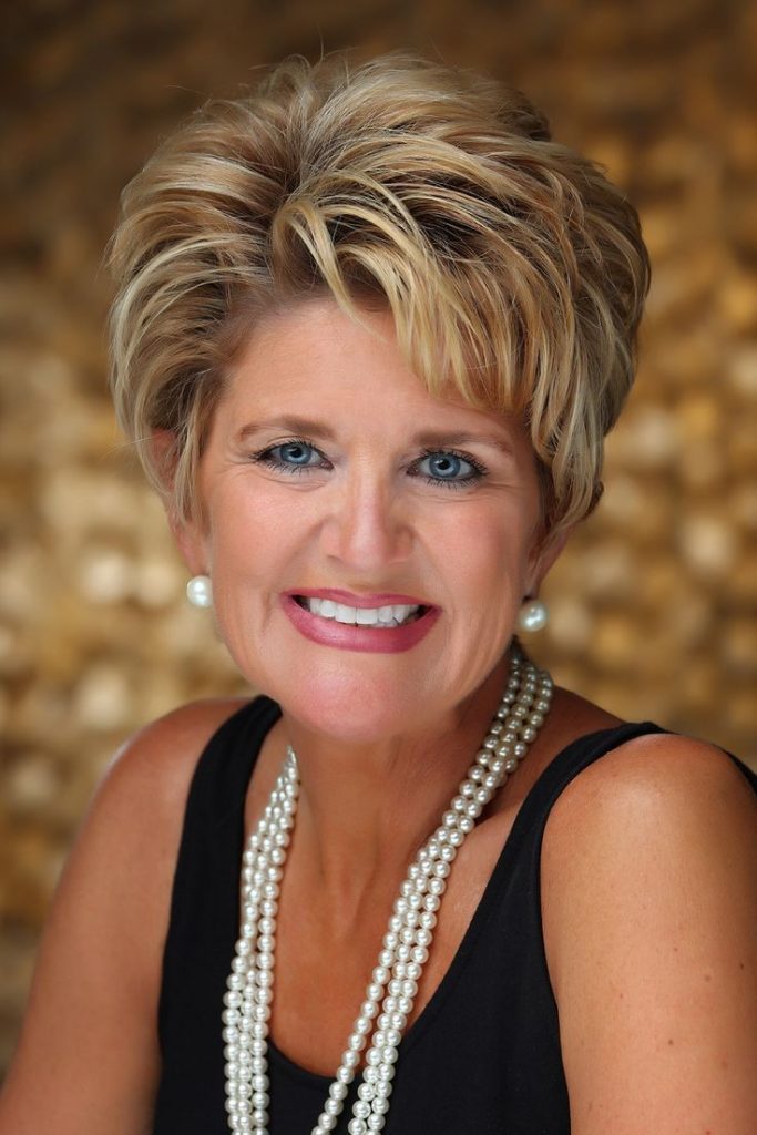 Les 50 plus belles coupes courtes femme 50 ans 47 Les 50 plus belles coupes courtes femme 50 ans 47