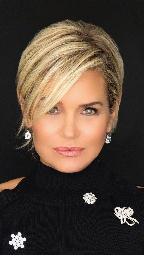 Les 50 plus belles coupes courtes femme 50 ans 50 Les 50 plus belles coupes courtes femme 50 ans 50