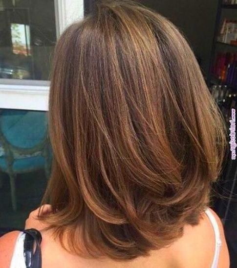 39 Coupes mi long qui rendent une femme irrésistible 11
