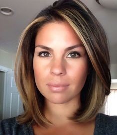 39 Coupes mi long qui rendent une femme irrésistible 17
