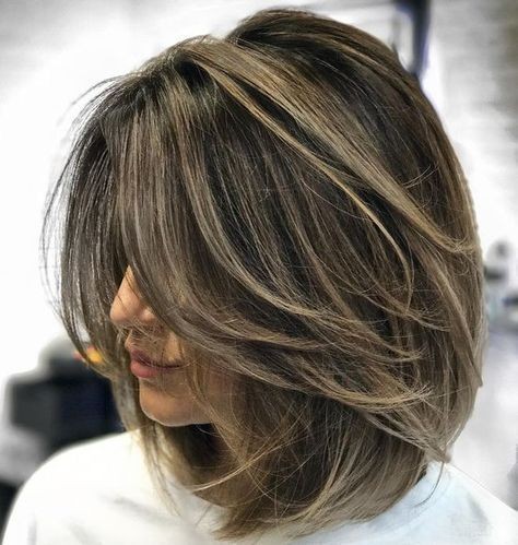 39 Coupes mi long qui rendent une femme irrésistible 38