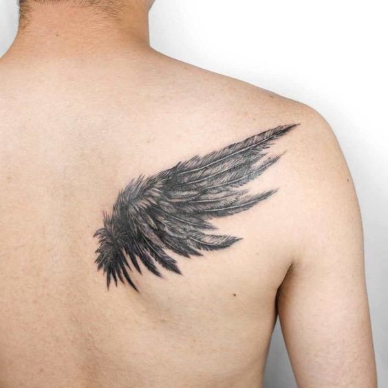 Les 44 plus belles idées de tatouages ailes d'ange 11