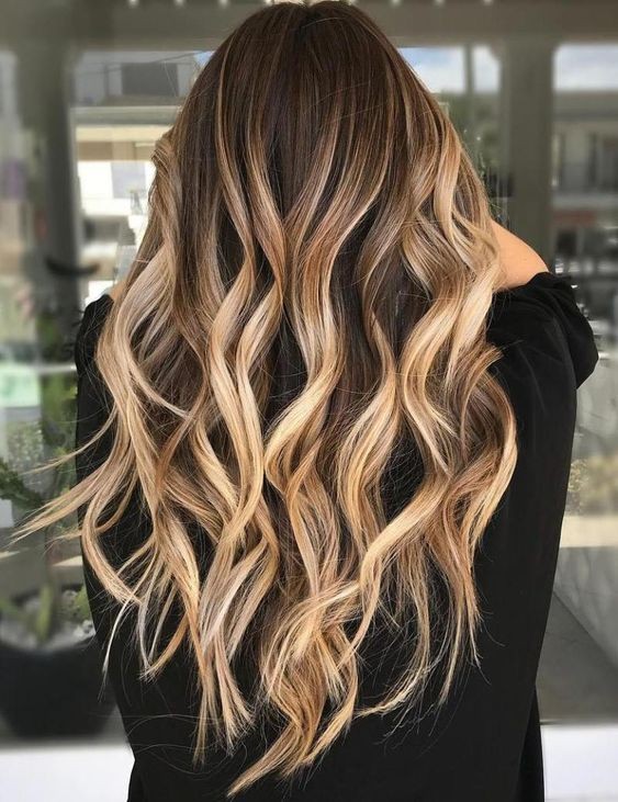 50 balayages caramel qui rendent une femme irrésistible 21 50 balayages caramel qui rendent une femme irrésistible 21