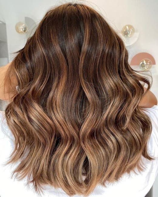 50 balayages caramel qui rendent une femme irrésistible 38 50 balayages caramel qui rendent une femme irrésistible 38