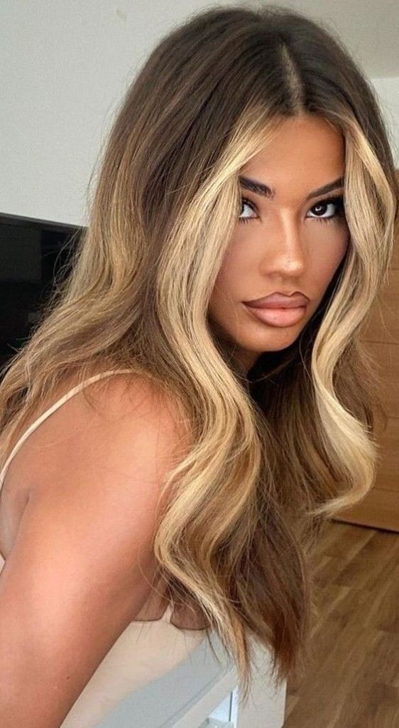 50 balayages caramel qui rendent une femme irrésistible 41 50 balayages caramel qui rendent une femme irrésistible 41