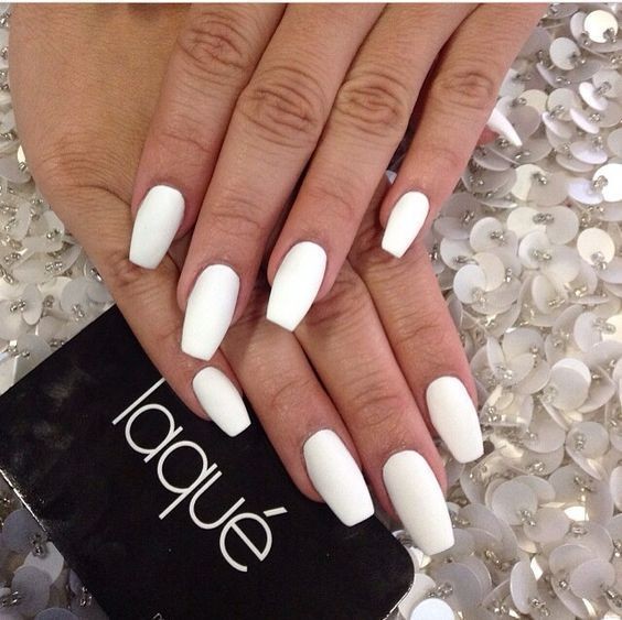 30 idées pour avoir de beaux ongles blancs 23 30 idées pour avoir de beaux ongles blancs 23