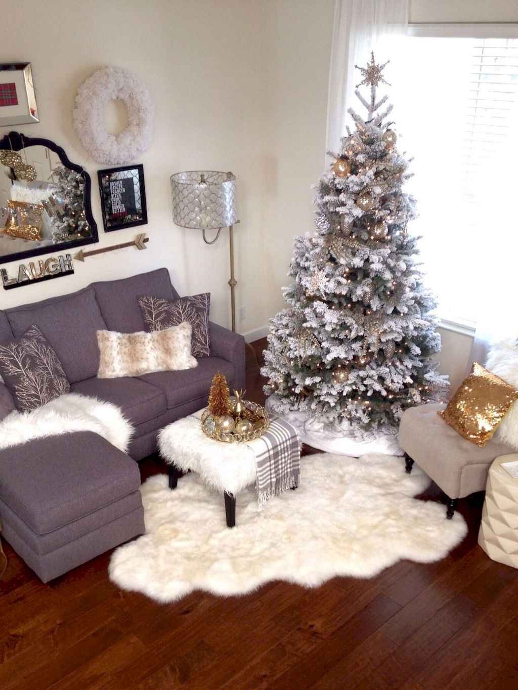 80 Belles idées pour décorer votre salon ce Noel 27