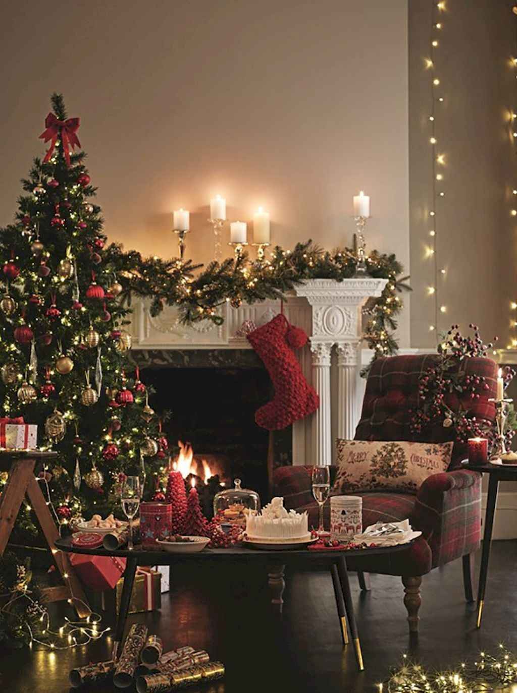 80 Belles idées pour décorer votre salon ce Noel 4