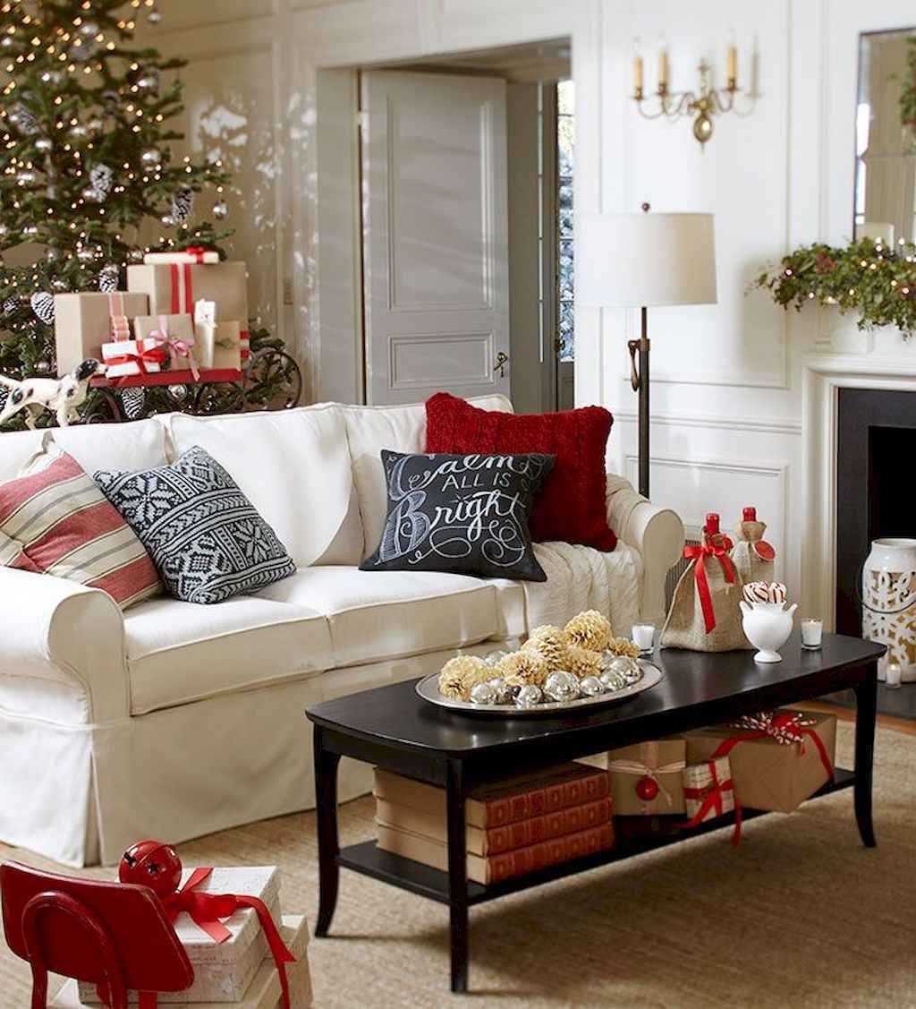 80 Belles idées pour décorer votre salon ce Noel 40