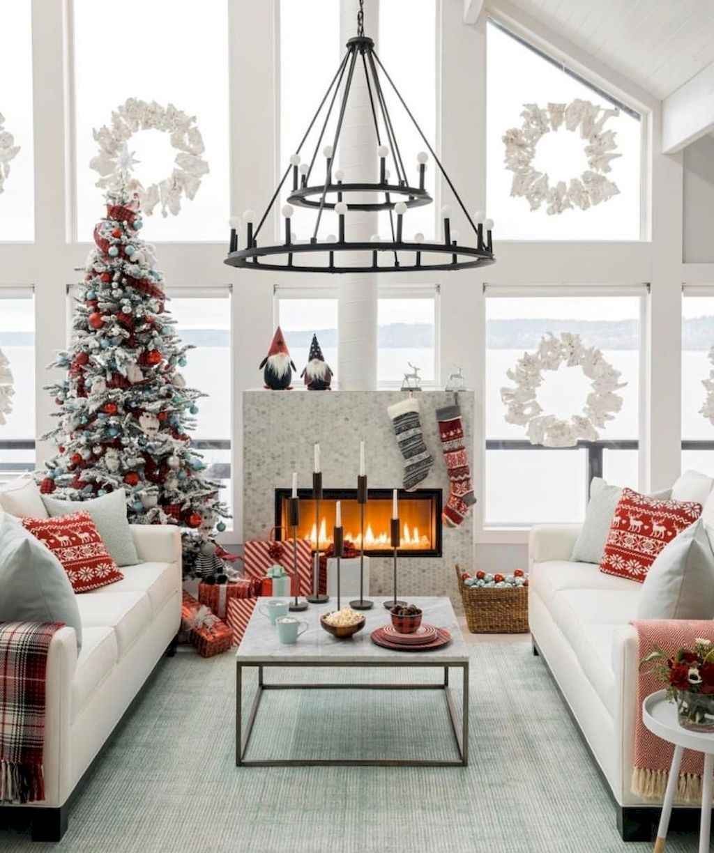 80 Belles idées pour décorer votre salon ce Noel 42