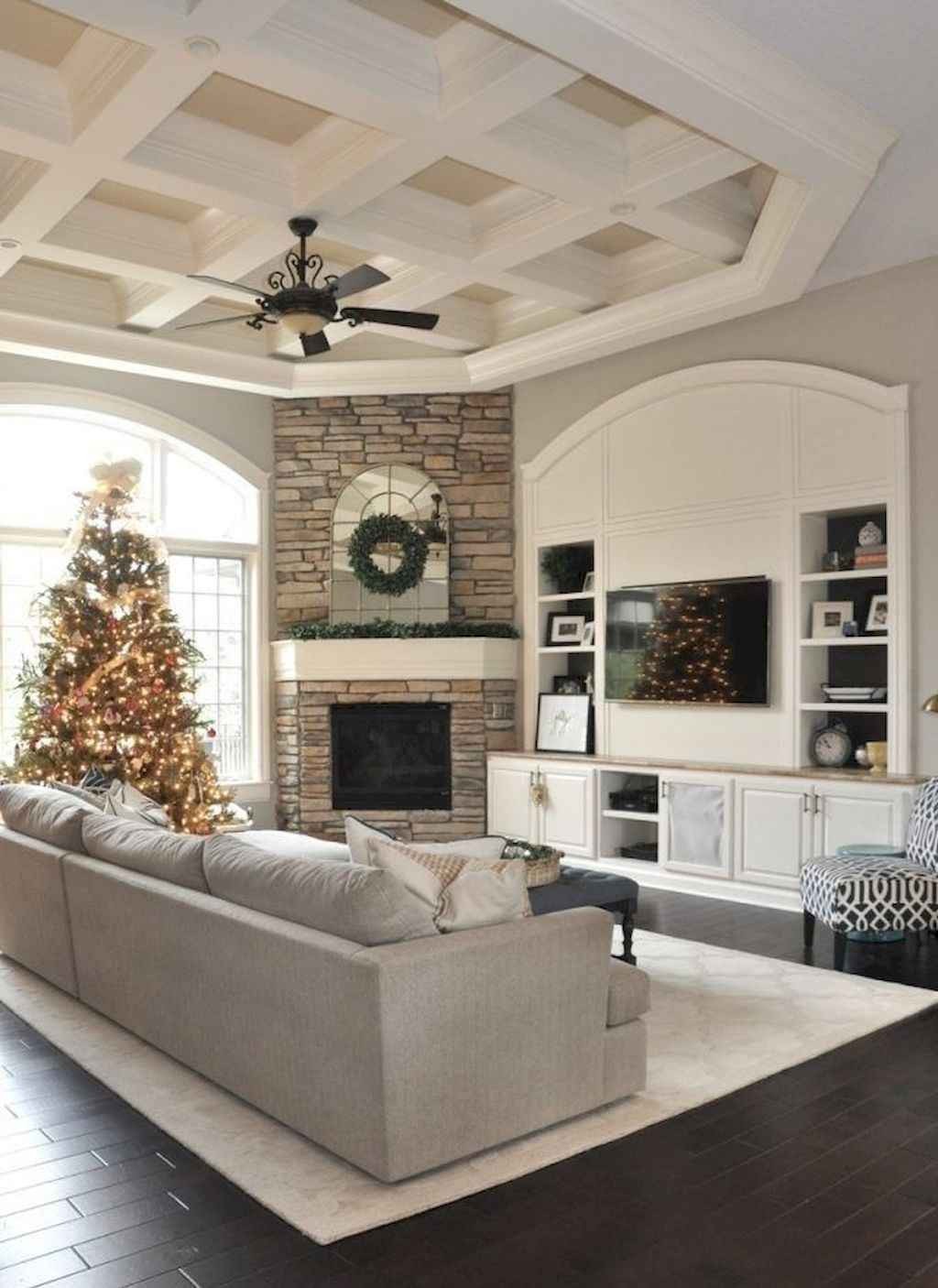 80 Belles idées pour décorer votre salon ce Noel 52