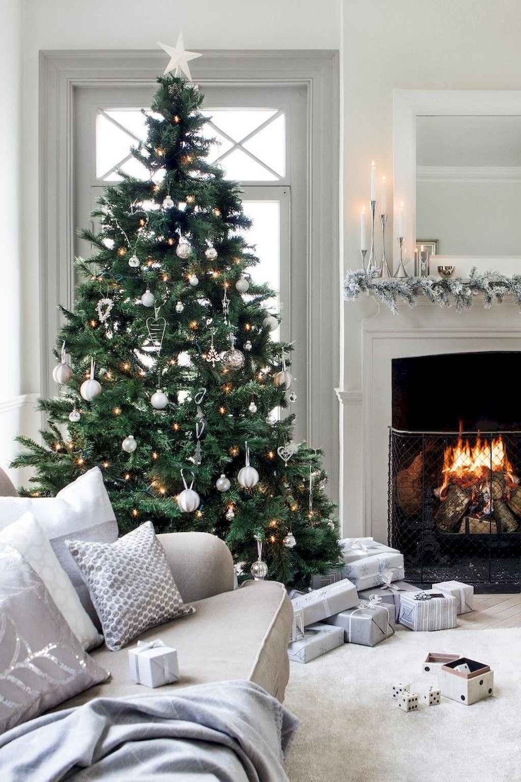 80 Belles idées pour décorer votre salon ce Noel 54