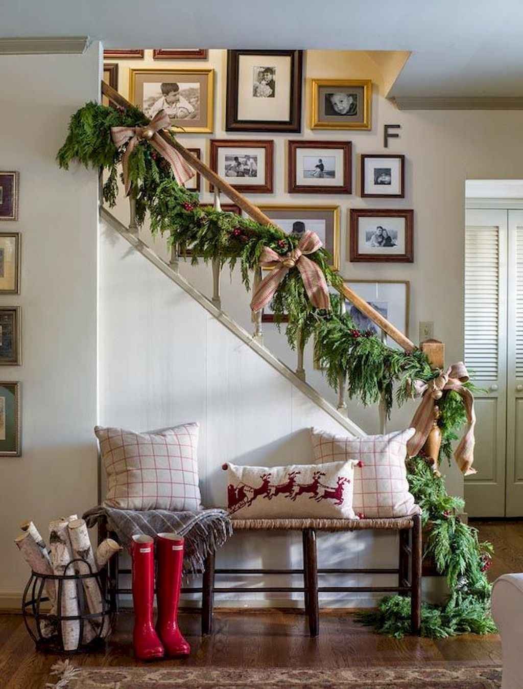 80 Belles idées pour décorer votre salon ce Noel 57