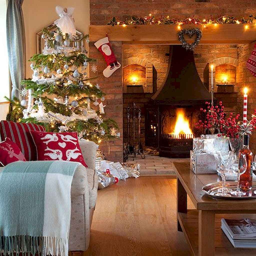 80 Belles idées pour décorer votre salon ce Noel 7