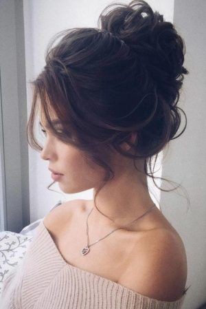 61 top idées de coiffures de chignon de mariage 55