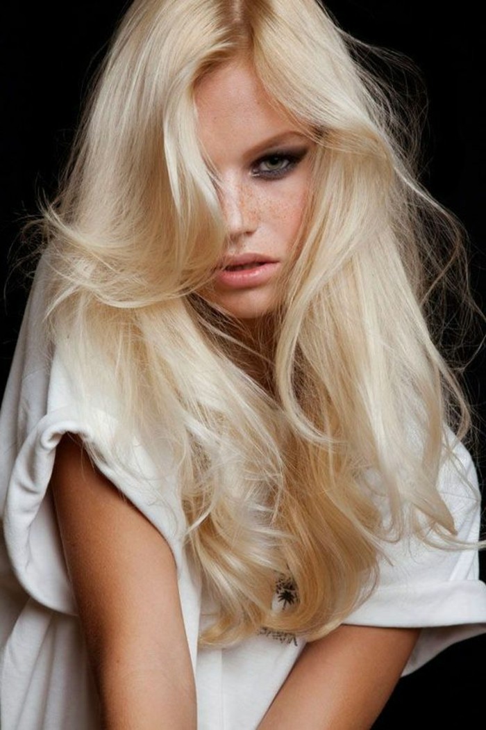 Les 50 plus belles couleurs de cheveux blond polaire 18 Le blond platine – est-ce pour moi?