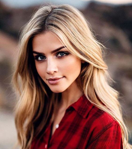 Les 50 plus belles couleurs de cheveux blond polaire 35 Les 50 plus belles couleurs de cheveux blond polaire 34