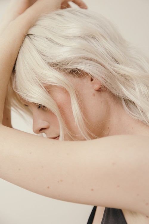 Les 50 plus belles couleurs de cheveux blond polaire 40 Les 50 plus belles couleurs de cheveux blond polaire 39