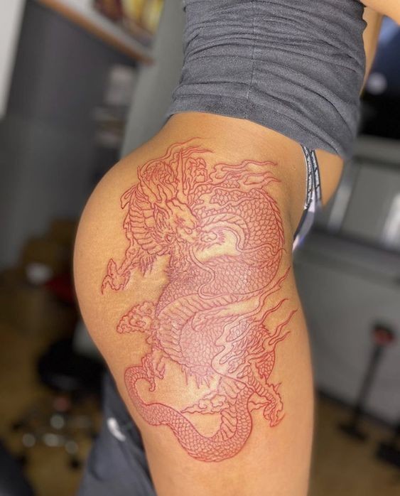 Les 50 plus beaux tatouages hanche pour femme 15 Les 50 plus beaux tatouages hanche pour femme 15