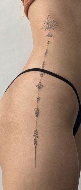 Les 50 plus beaux tatouages hanche pour femme 21 Les 50 plus beaux tatouages hanche pour femme 21