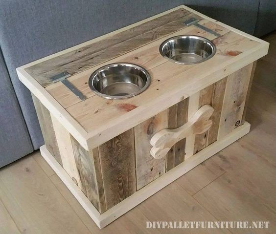 11 top idées de gamelles pour chiens en palettes 2 11 top idées de gamelles pour chiens en palettes 2