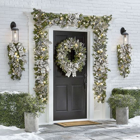 24 Décorations de portes de Noël magnifiques et simples à faire 14 24 Décorations de portes de Noël magnifiques et simples à faire 14