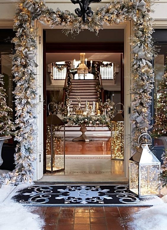 24 Décorations de portes de Noël magnifiques et simples à faire 20 24 Décorations de portes de Noël magnifiques et simples à faire 20