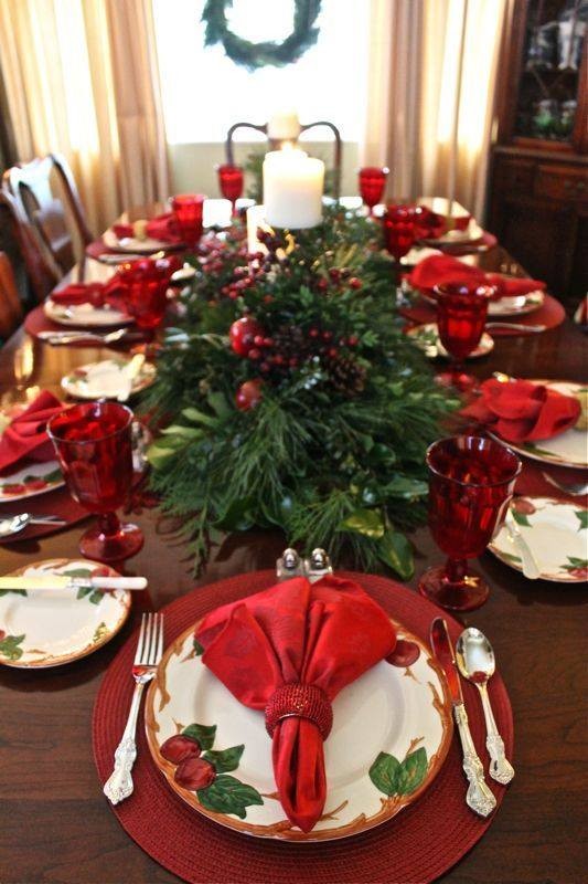 28 idées de décoration de table pour Noël 13 28 idées de décoration de table pour Noël 13
