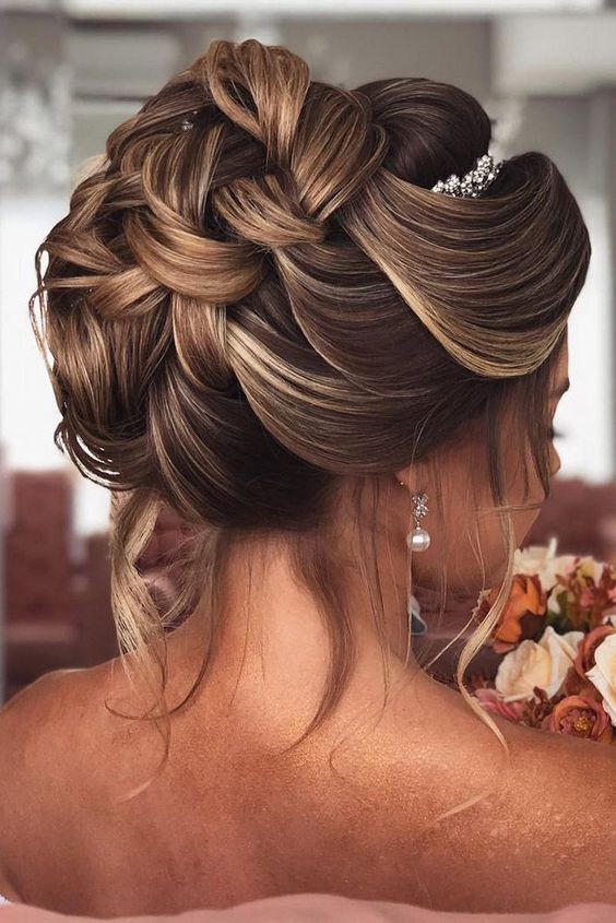 20 idées de coiffures de mariage avec tresses 2