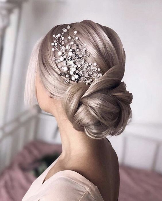 20 idées de coiffures de mariage avec tresses 3