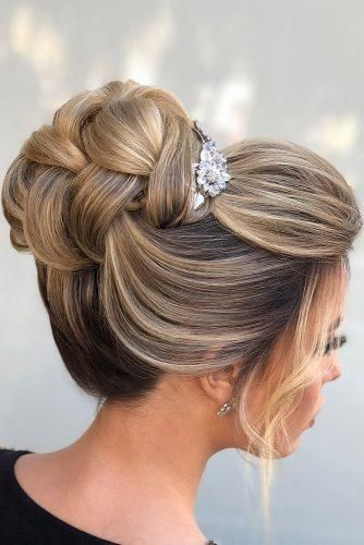 20 idées de coiffures de mariage avec tresses 2