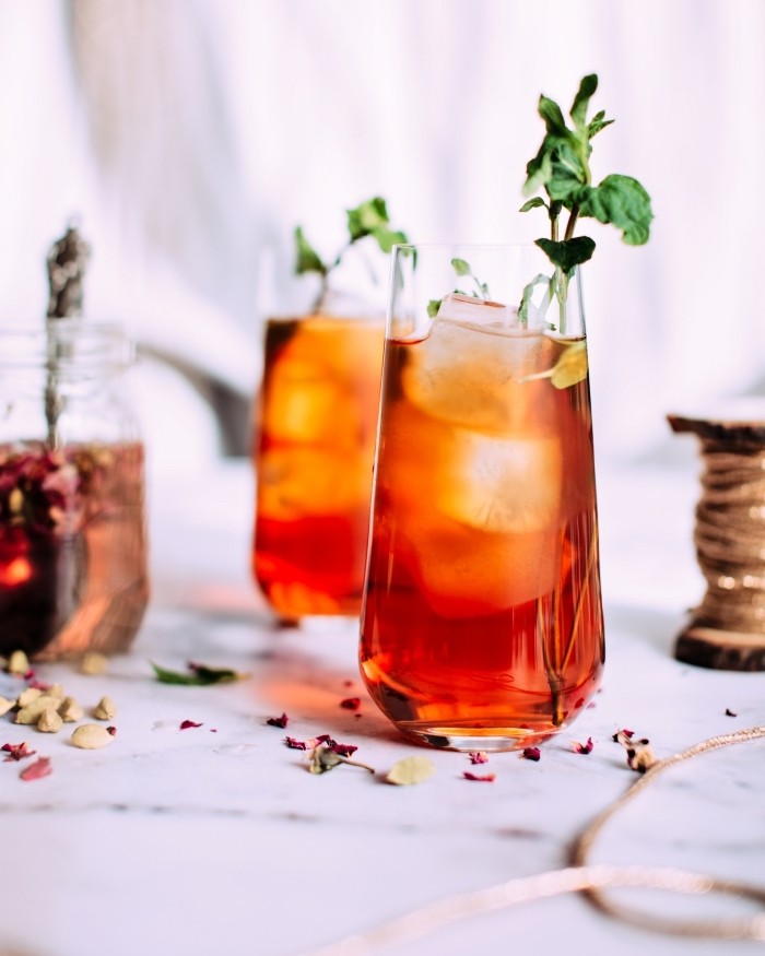 10 décorations à faire avec vos vieilles boules de Noël 10