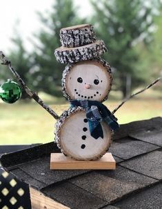 27 décorations de Noël avec des disques de bois 15 27 décorations de Noël avec des disques de bois 15