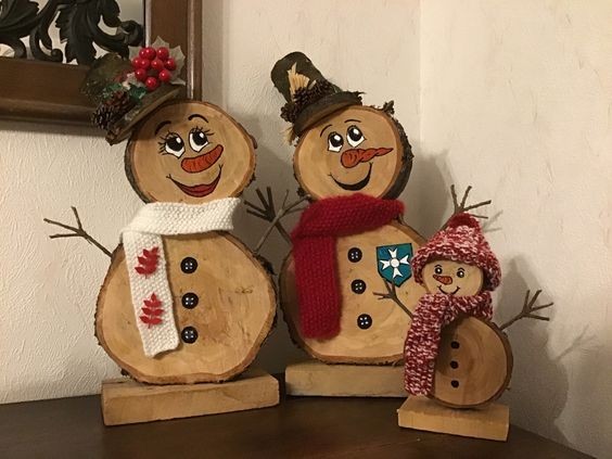 27 décorations de Noël avec des disques de bois 24